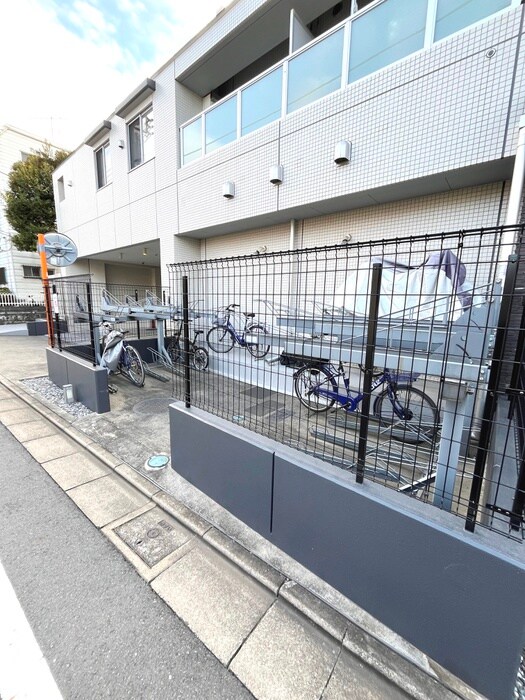 エスティメゾン都立大学の物件外観写真