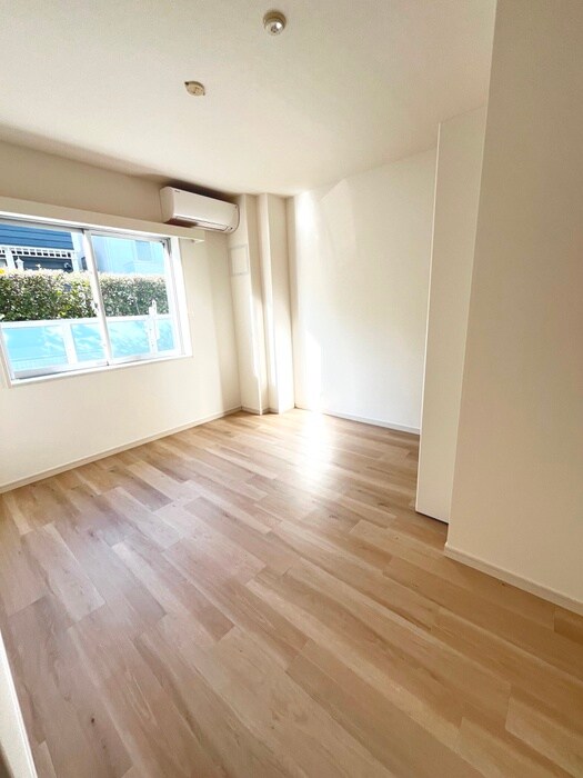 エスティメゾン都立大学の物件内観写真