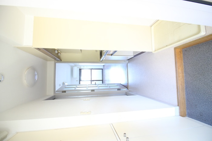 クリスタルマンションの物件内観写真