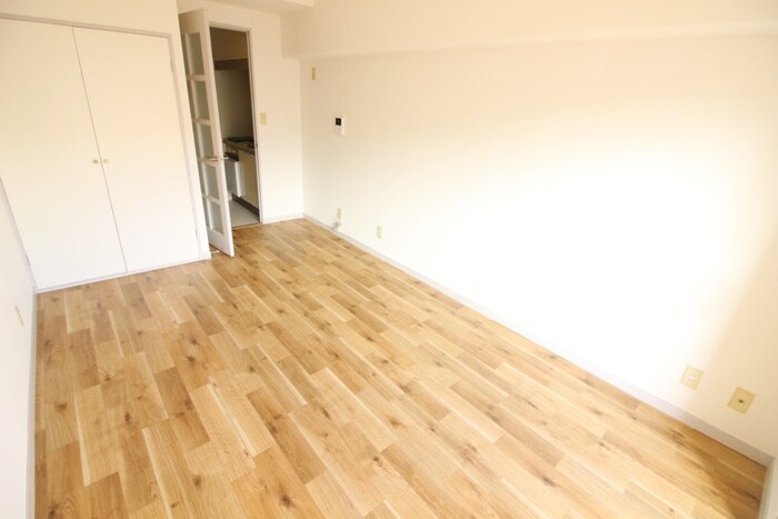 クリスタルマンションの物件内観写真