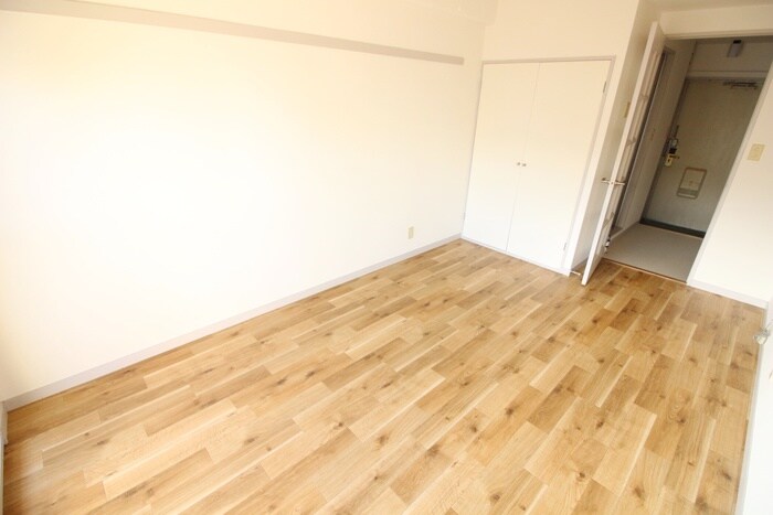 クリスタルマンションの物件内観写真