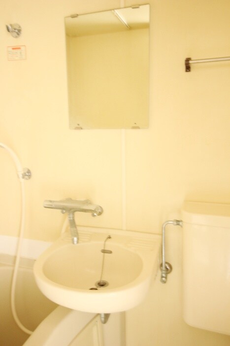 クリスタルマンションの物件内観写真