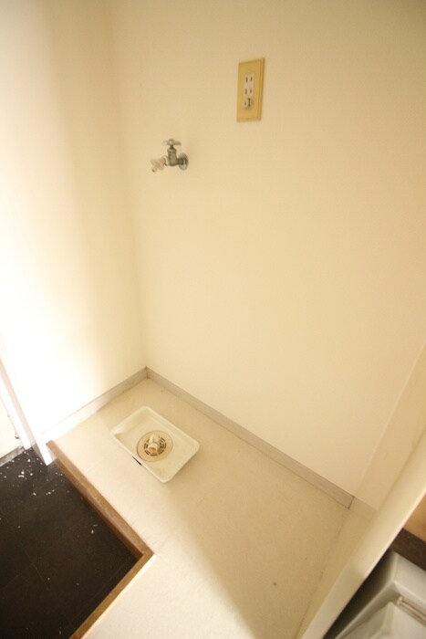 クリスタルマンションの物件内観写真