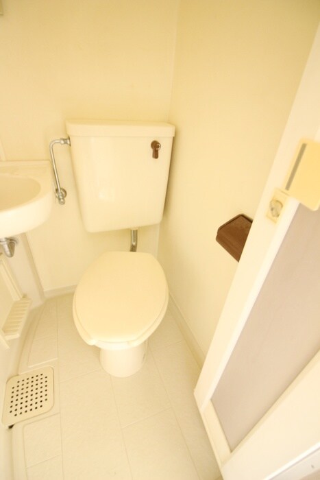 クリスタルマンションの物件内観写真