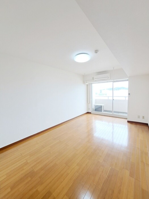 湘南パークサイドの物件内観写真