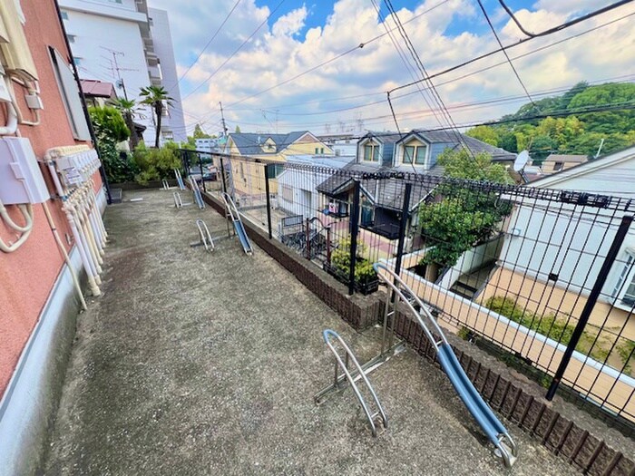 プランシュ日吉の物件外観写真