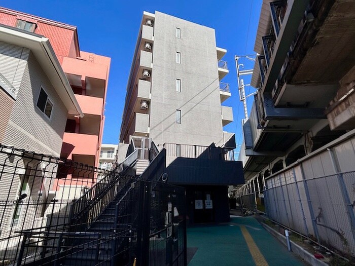 グリーンリーフ新綱島の物件外観写真