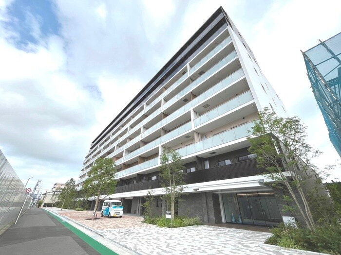 リーフシティ市川ザレジデンスの物件外観写真