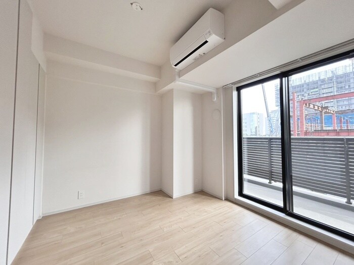 リーフシティ市川ザレジデンスの物件内観写真