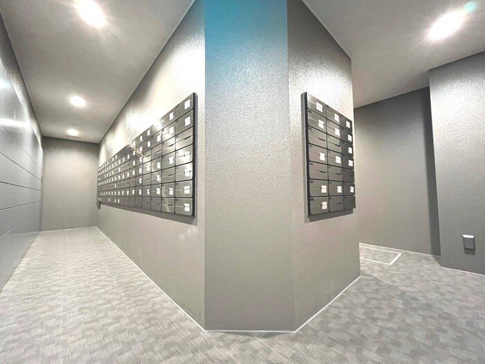 リーフシティ市川ザレジデンスの物件外観写真