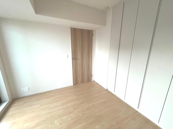 リーフシティ市川ザレジデンスの物件内観写真