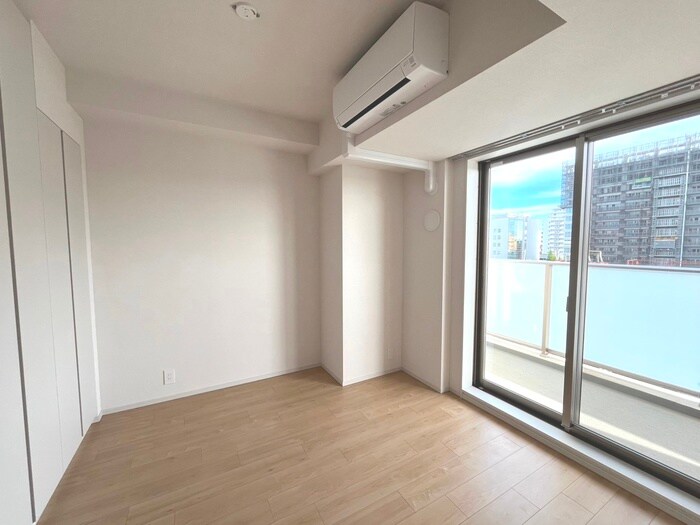 リーフシティ市川ザレジデンスの物件内観写真