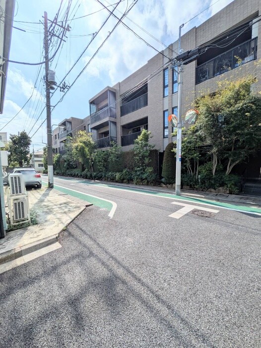 ジュネス小日向の物件外観写真