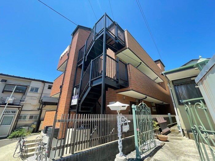 Searex横須賀中央の物件外観写真