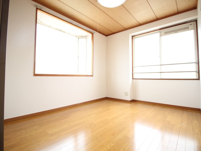 栄光マンションの物件内観写真