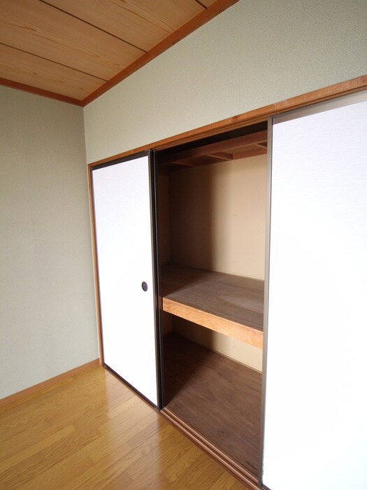 栄光マンションの物件内観写真