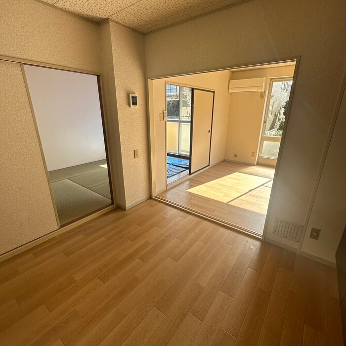 栄光マンションの物件内観写真