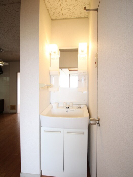 栄光マンションの物件内観写真