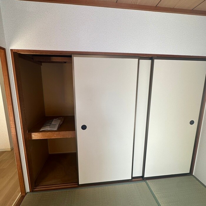 栄光マンションの物件内観写真