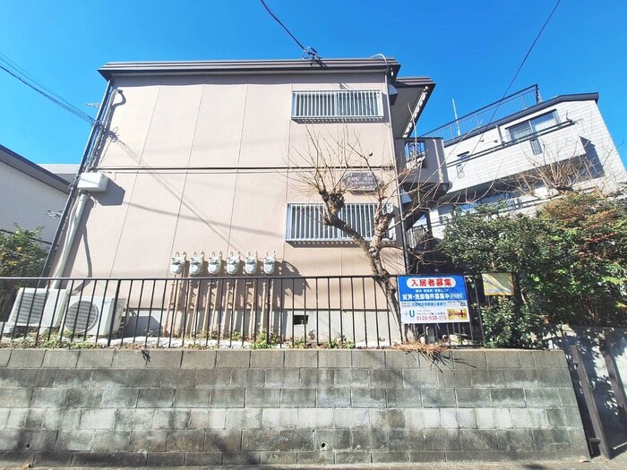 マノハイムの物件外観写真