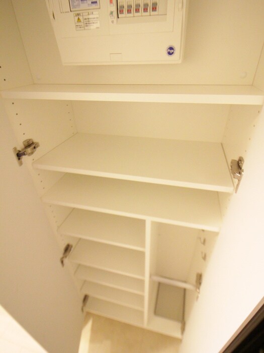 アトリオフラッツ中野の物件内観写真