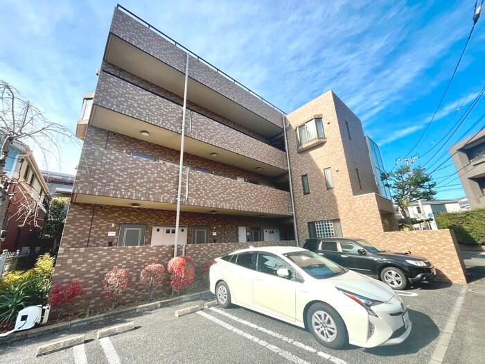 レスペディ－ザの物件外観写真