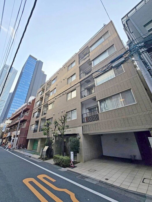 デュオ・スカ－ラ西新宿（604）の物件外観写真