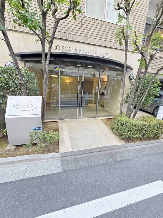 デュオ・スカ－ラ西新宿（604）の物件外観写真