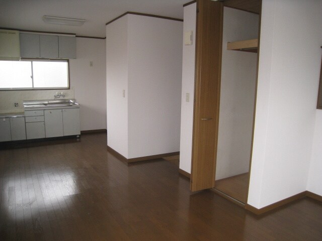 メゾンパ－クサイドの物件内観写真