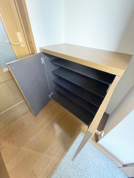 プリムローズ原山の物件内観写真