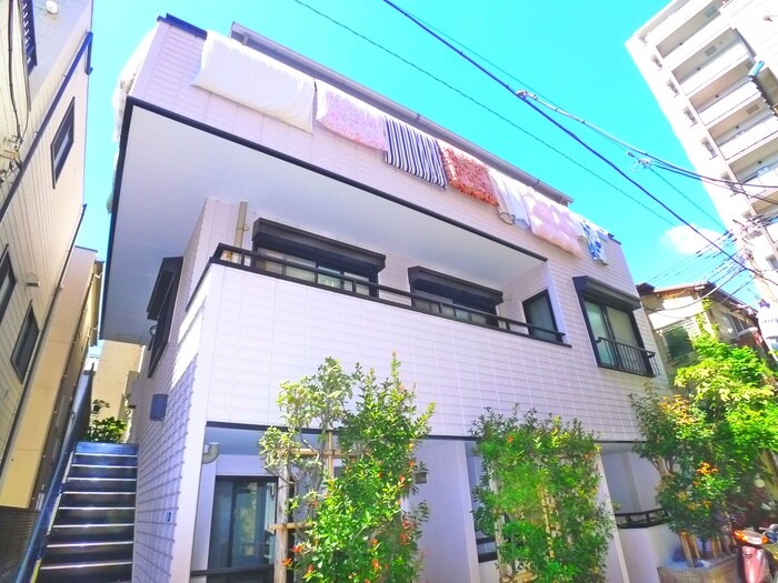 スモ－ルパ－シモンの物件外観写真