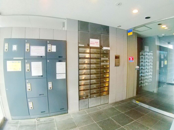 ｱﾘｽ･ﾏﾅ-ｶﾞ-ﾃﾞﾝ銀座ｳｫ-ｸの物件外観写真