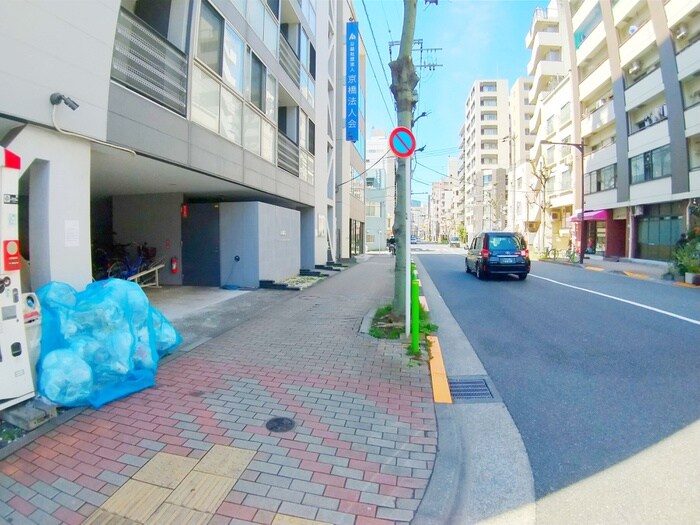 ｱﾘｽ･ﾏﾅ-ｶﾞ-ﾃﾞﾝ銀座ｳｫ-ｸの物件外観写真