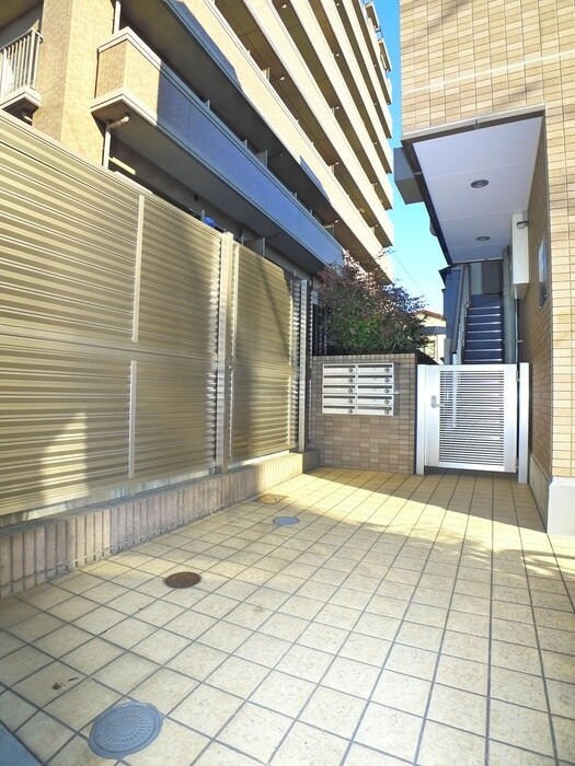 プレミールセゾンの物件外観写真