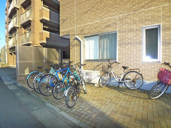 プレミールセゾンの物件外観写真