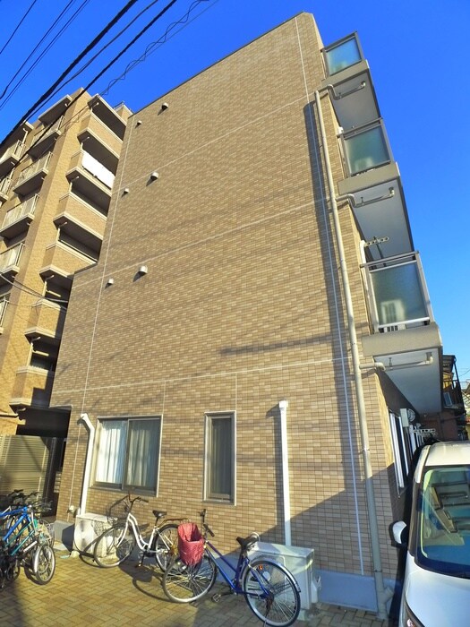 プレミールセゾンの物件外観写真