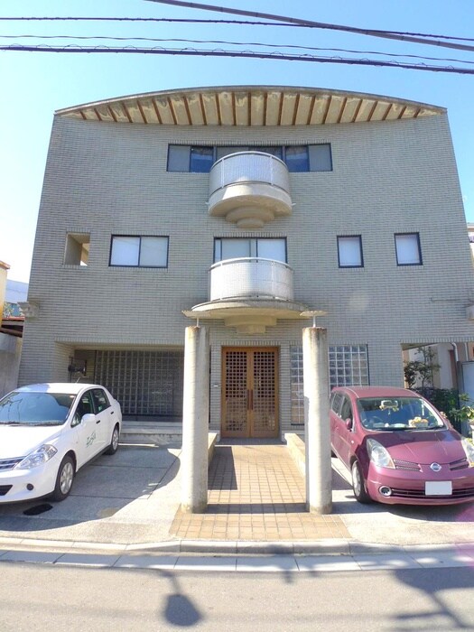 川口斉藤マンションの物件外観写真