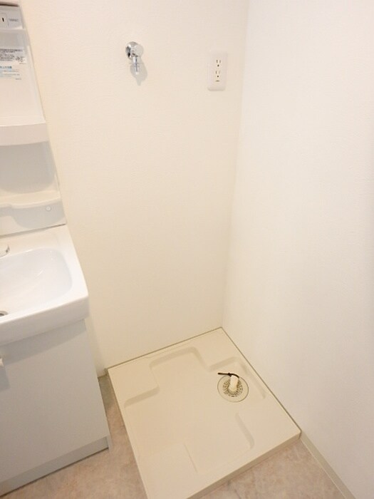 第二村石ビルの物件内観写真