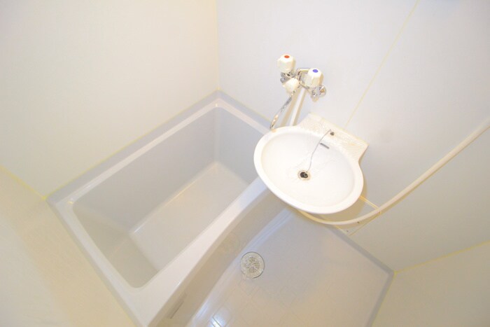 ＬＹＮＸ赤塚新町の物件内観写真