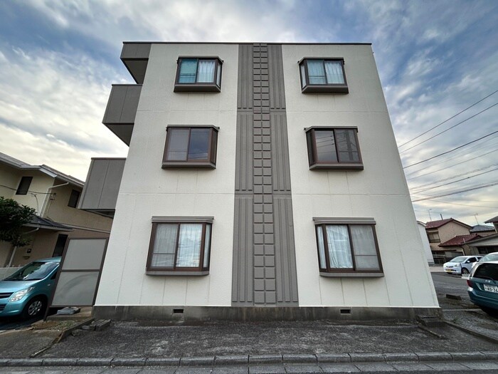 第２金杉コ－ポの物件外観写真