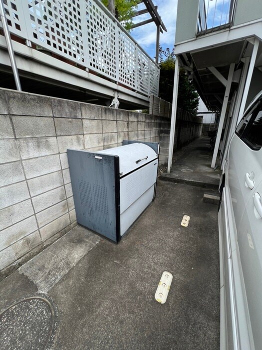 スリ－ゼの物件外観写真