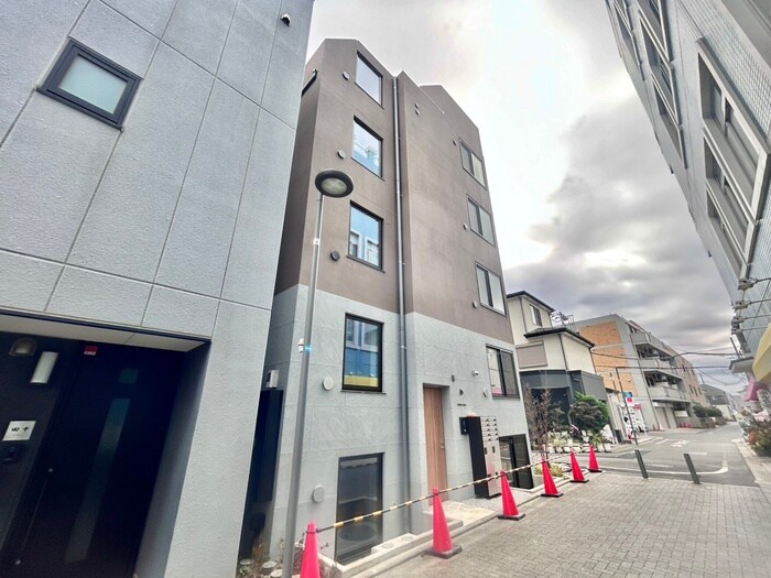 ラフィネ調布の物件外観写真