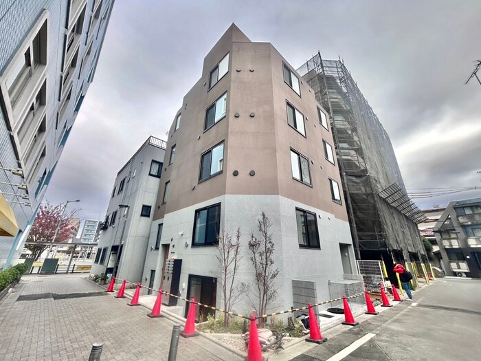 ラフィネ調布の物件外観写真