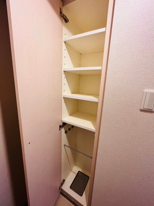 リバ－レ秋葉原の物件内観写真