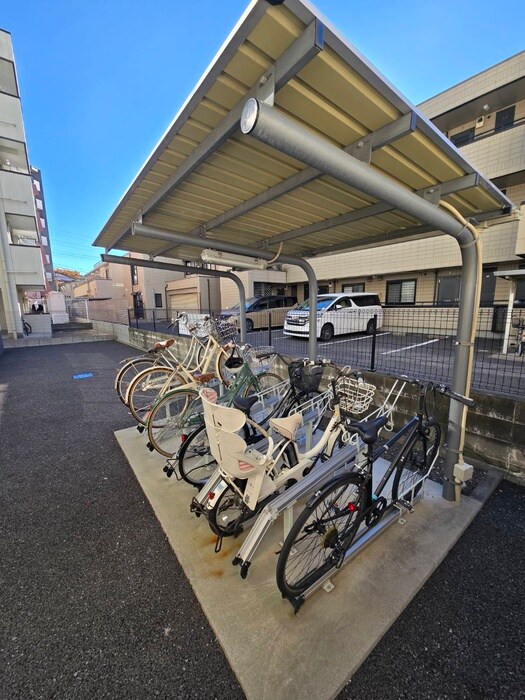 メゾンドフローレ野方の物件外観写真