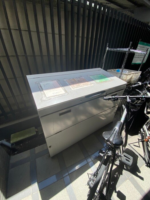 第６中野坂上ゴールド館の物件外観写真