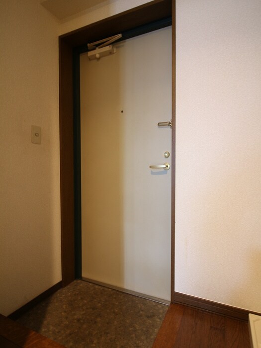 第６中野坂上ゴールド館の物件内観写真