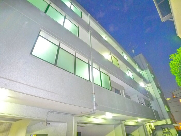 プレステ－ジパレスの物件外観写真