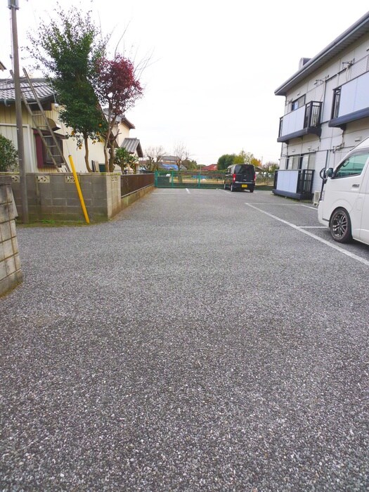 ハティセナンの物件外観写真