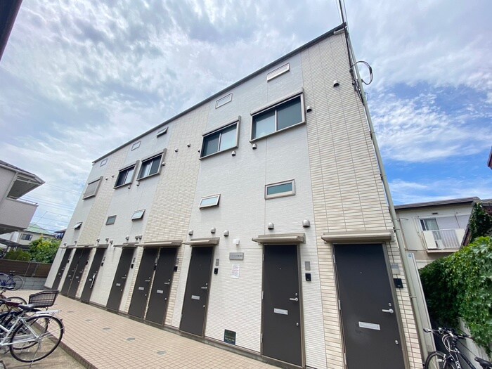 バーミープレイス東小金井の物件外観写真